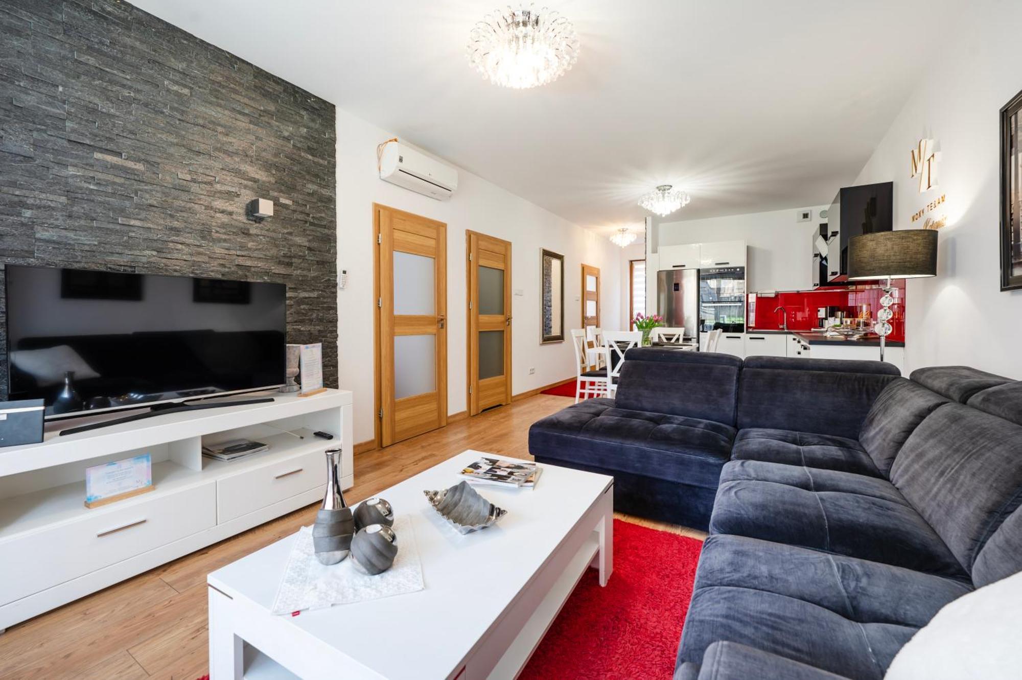 Two-Bedroom Deluxe Apartment Balcony