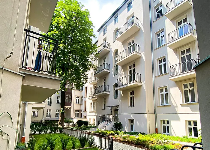 Starowiślna 41-43 By PI
