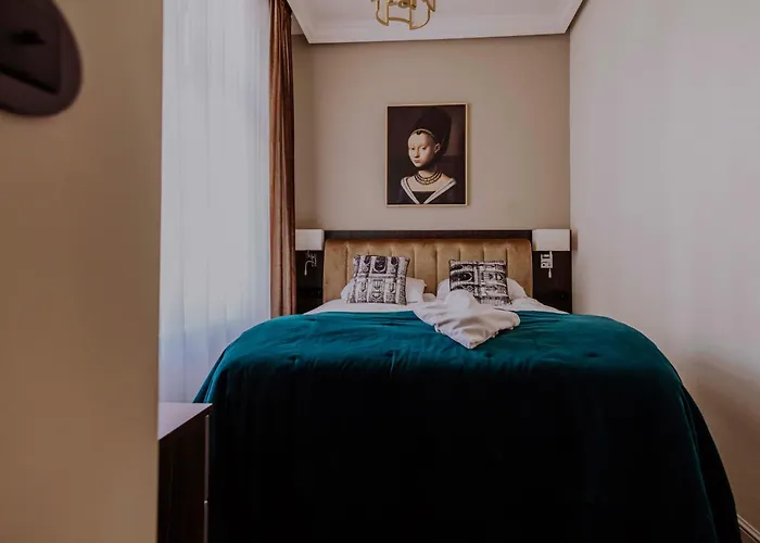Crown Pearl - Wonderful , 110Scm, 4 Rooms